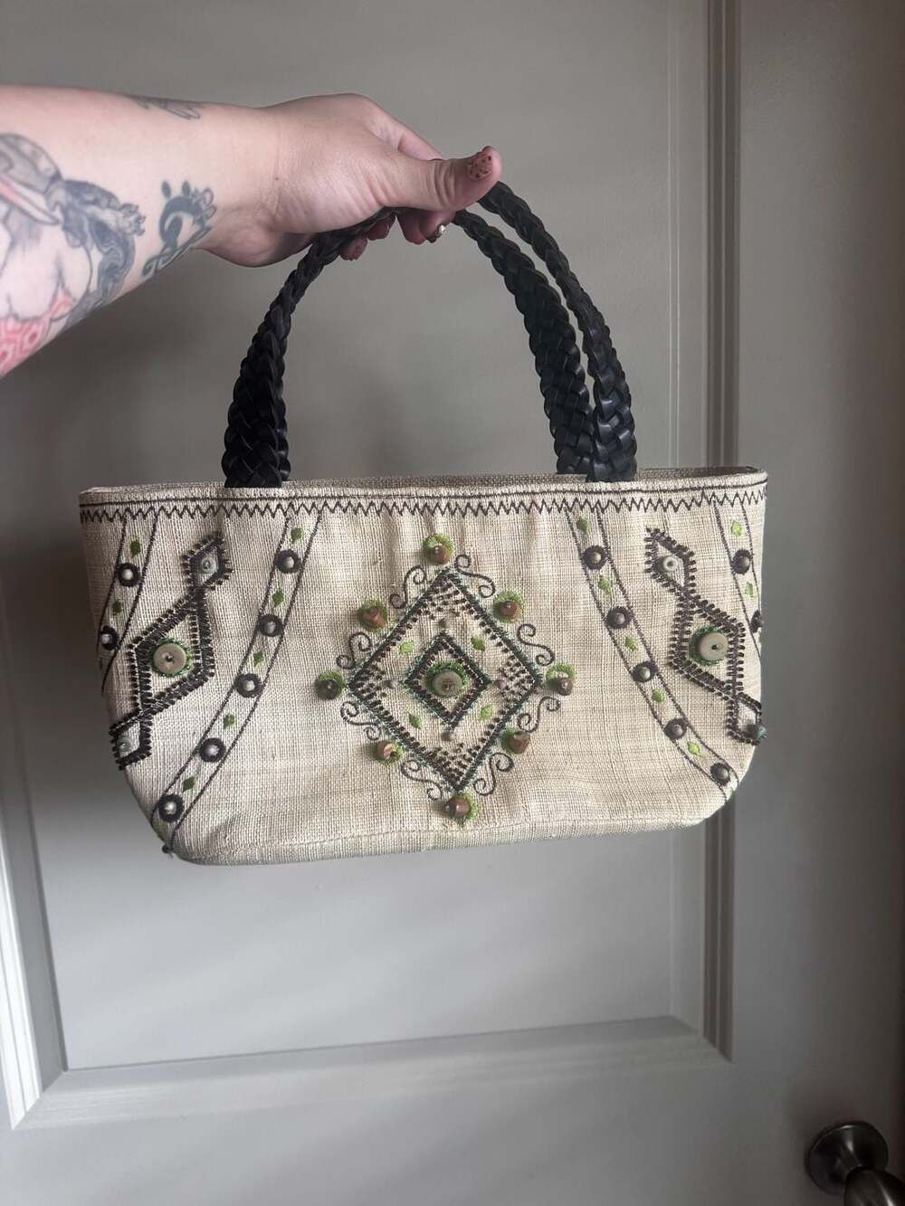 SR Squared by Sondra Roberts beaded raffia tote 🌿